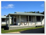 Lakeside Tourist Park 2006 - Robe: Cottage accommodation ideal for families, couples and singles