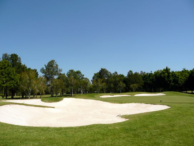 Royal Pines Golf Course - Benowa: Green on Hole 1