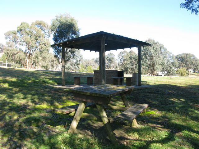 Cudgegong Waters Park - Rylstone: Sheltered outdoor BBQ