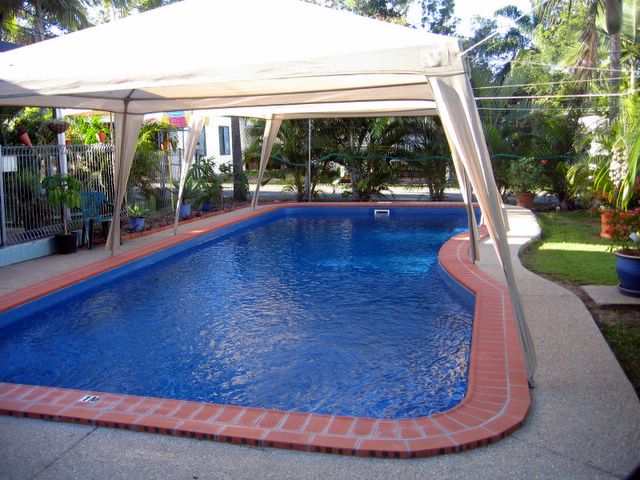 Tropicana Caravan Park - Sarina: Swimming pool
