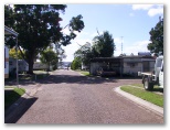 Singleton Caracourt Caravan Park - Singleton: Good paved roads throughout the park