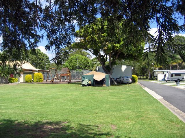 Sunset Caravan Park - Woolgoolga: Camping area