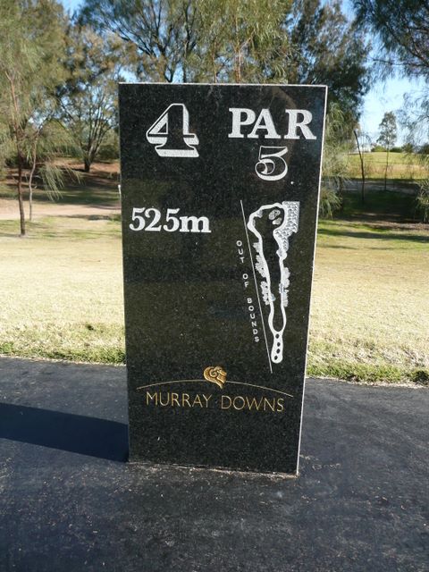 Murray Downs Golf & Country Club - Swan Hill: Hole 4, Par 4 525 metres