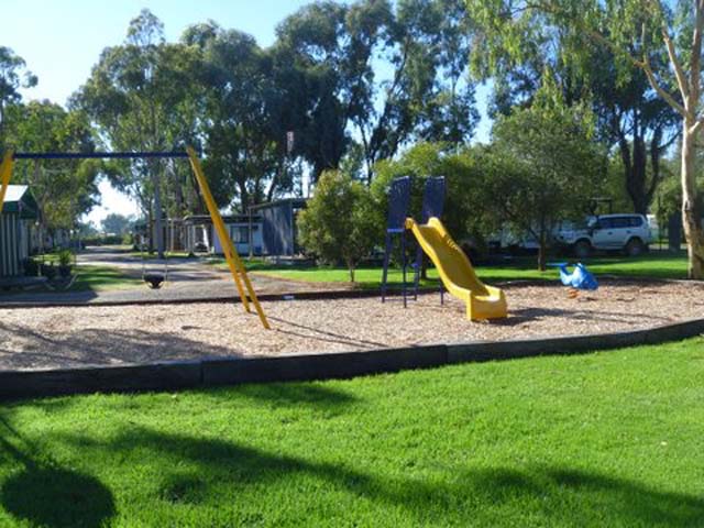 Boomerang Way Tourist Park - Tocumwal: Playground for children. 