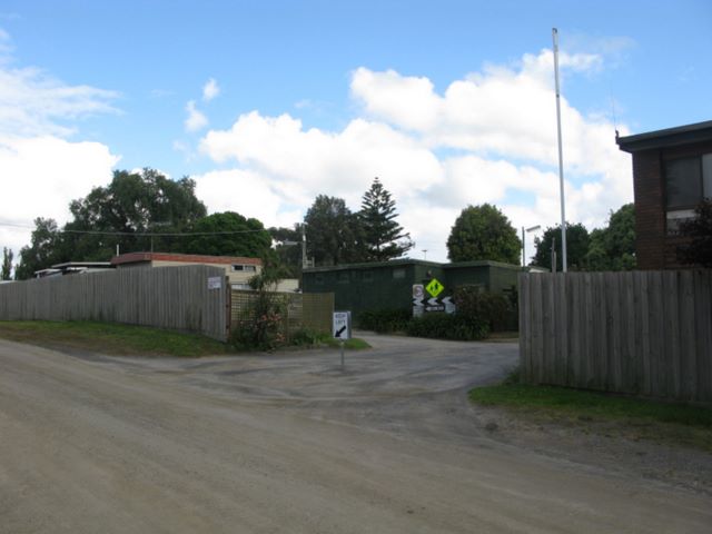 Tooradin Caravan and Tourist Park - Tooradin: Entrance to the park from the road