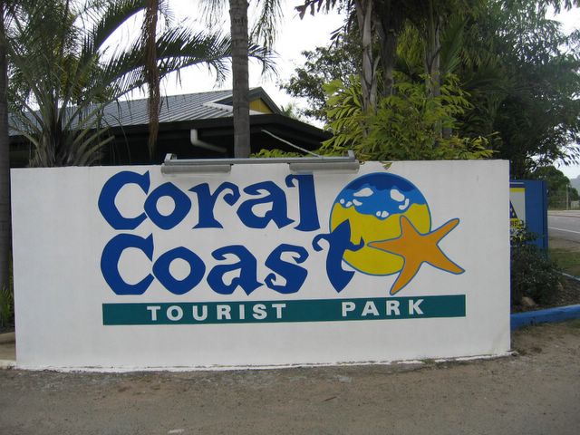 Coral Coast Tourist Park - Townsville: Coral Coast Tourist Park welcome sign