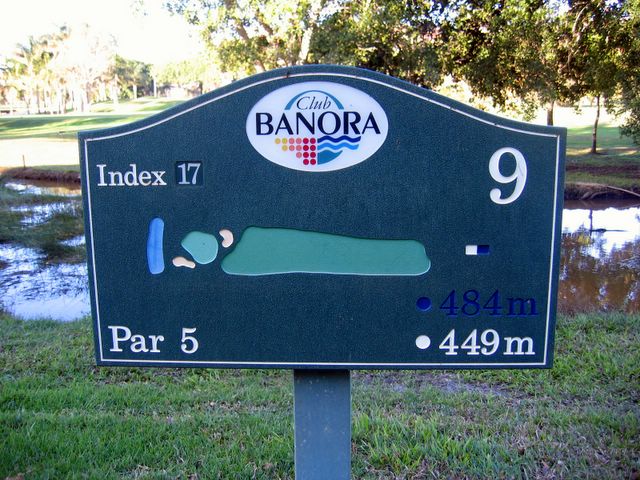 Twin Towns Golf Course - Banora Point: Layout Hole 9 - Par 5, 449 meters
