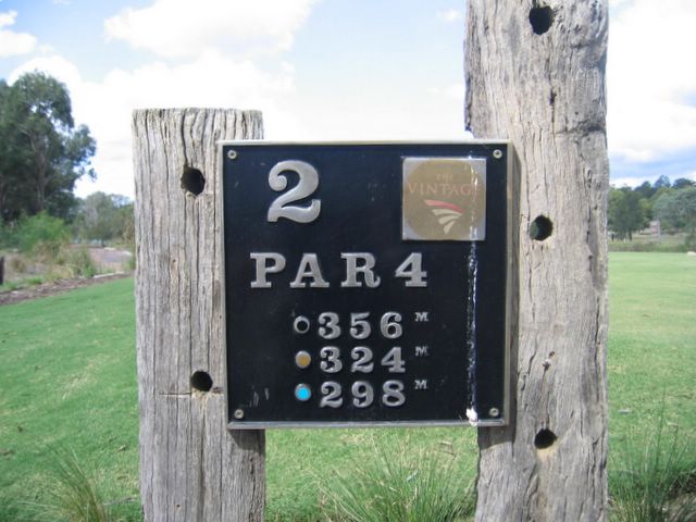 The Vintage Golf Course - Rothbury: Hole 2 - Par 4, 356 meters
