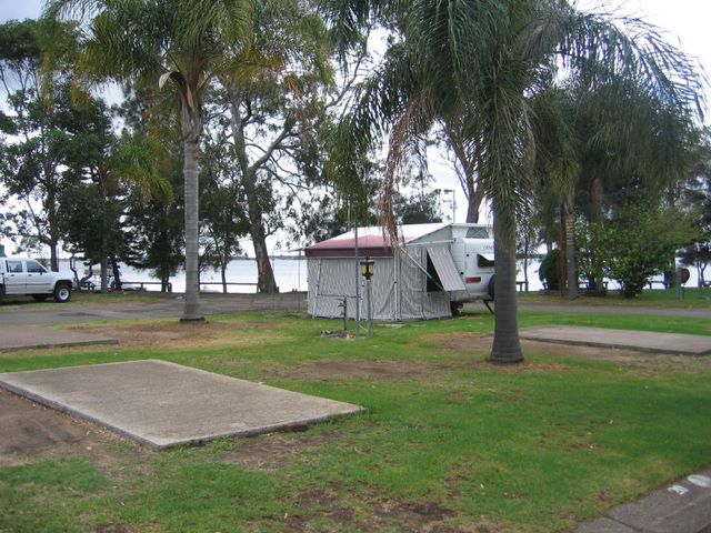 Historical photos of Wangi Point Lakeside Holiday Park 2006 - Wangi Wangi: Powered sites for caravans with water views