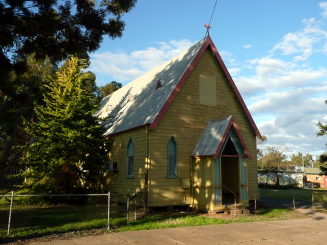 Warren NSW - Warren: Warren NSW: Old Catholic Church in Warren