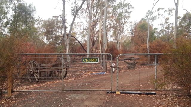 Emu Holiday Park - Wartook: Fire destruction