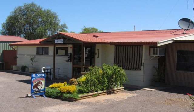 Whyalla Caravan Park - Whyalla: Reception and office