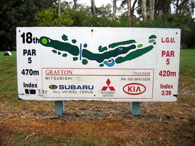 Yamba Golf Course - Yamba: Layout of the 18th green.