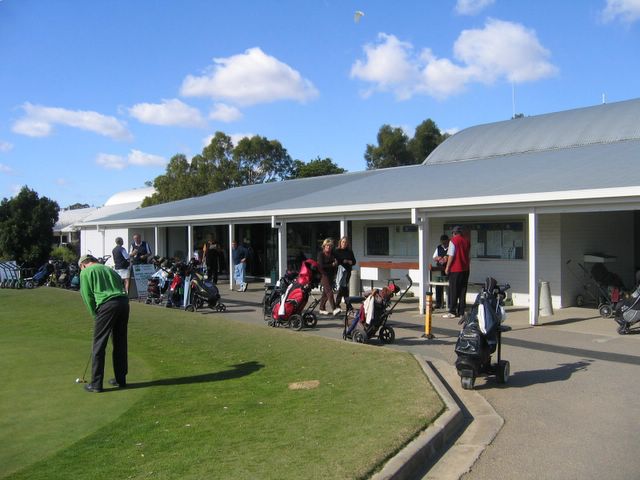 Yarrawonga & Border Golf Club - Mulwala: Yarrawonga & Border Golf Club Pro Shop