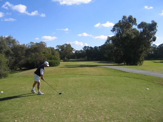 Yarrawonga & Border Golf Club - Mulwala: Fairway view Hole 1