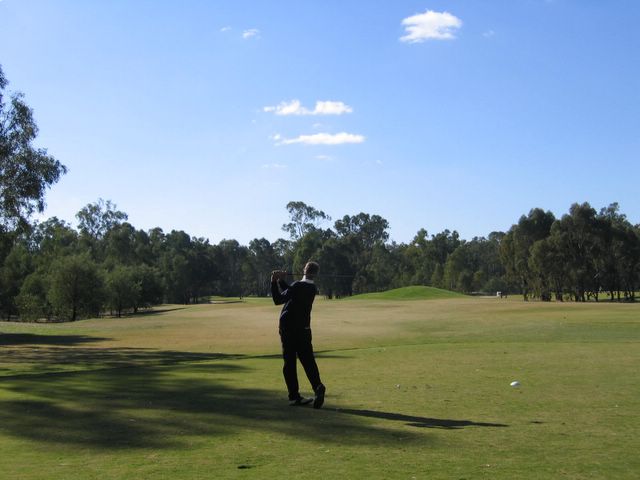 Yarrawonga & Border Golf Club - Mulwala: Fairway view Hole 6