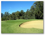 Yarrawonga & Border Golf Club - Mulwala: Green on Hole 8