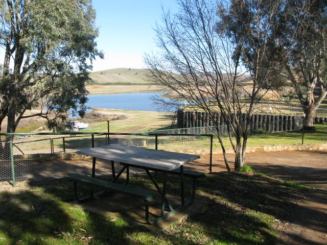 Hume Park Tourist Resort - Yass: Delighted spot for coffee and a snack.