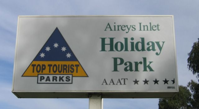 Aireys Inlet Holiday Park - Aireys Inlet: Airleys Inlet Holiday Park welcome sign