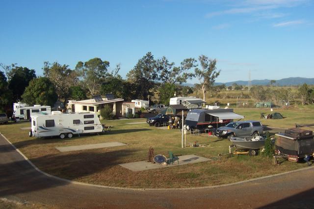 Moana Caravan Park - Alligator Creek: We found a new section exclusive for Rvs plenty of room we get power water for overnight $20