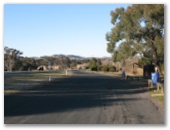Jeir Creek Rest Area - Amaroo: The rest area is spacious with a grassed area in between.