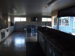 Apollo Bay Holiday Park - Apollo Bay: Modern camp kitchen with games room on first floor