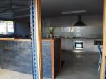 Apollo Bay Holiday Park - Apollo Bay: Modern camp kitchen with games room on first floor