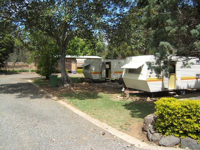 Aratula Village Gap View Motel and Caravan Park - Aratula: On site caravans for rent