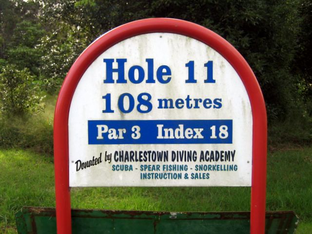 Waratah Golf Course - Argenton: Hole 11 - Par 3, 108 metres