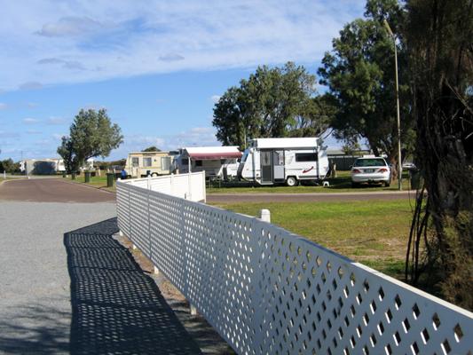 Arno Bay Foreshores Tourist Park - Arno Bay: Good paved roads throughout the park