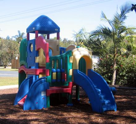 The Lorikeet Tourist Park - Arrawarra: Playground for children.