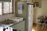 BIG4 Atherton Woodlands Van Park - Atherton: Modern cabin kitchen