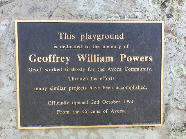 Lions Club Park - Avoca: Plaque commemorating the tireless work of Geoffrey William Powers.