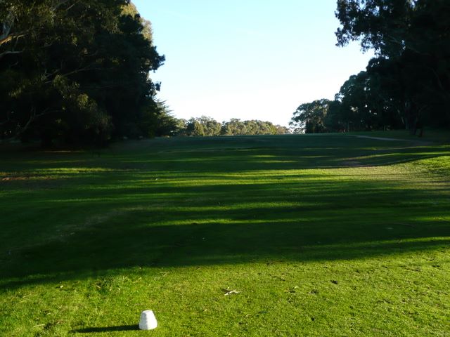 Bairnsdale Golf Course - Bairnsdale: Fairway view Hole 16.