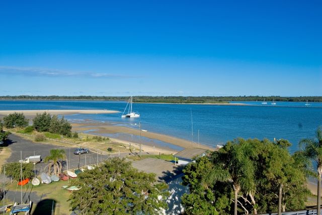 Ballina Central Holiday Park - Ballina: The river is opposite the park