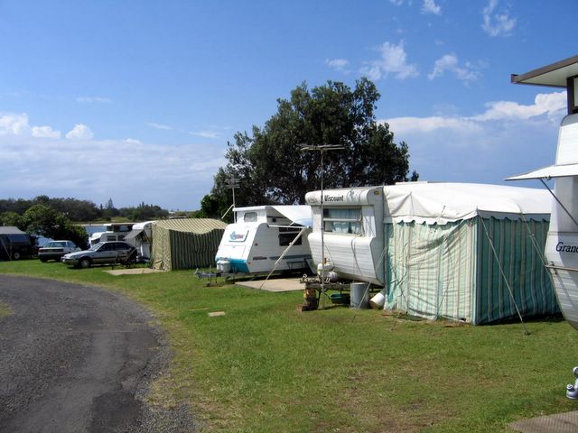 BIG4 Shaws Bay Holiday Park 2005. - East Ballina: Powered sites for caravans