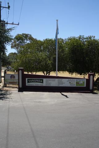 Tanunda Caravan and Tourist Park - Tanunda Barossa Valley: Entrance Sign