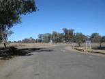 Barraba Lions Park - Barraba: Plenty of room for access even with large rigs.  The surface is sealed.