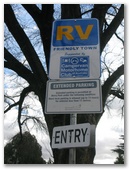 Lions Club Berry Park - Bathurst: Bathurst is an RV friendly town and extended parking is permitted in Berry Park