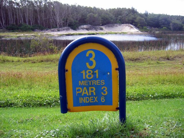 Belmont Golf Course - Belmont: Hole 3 - Par 3, 181 meters