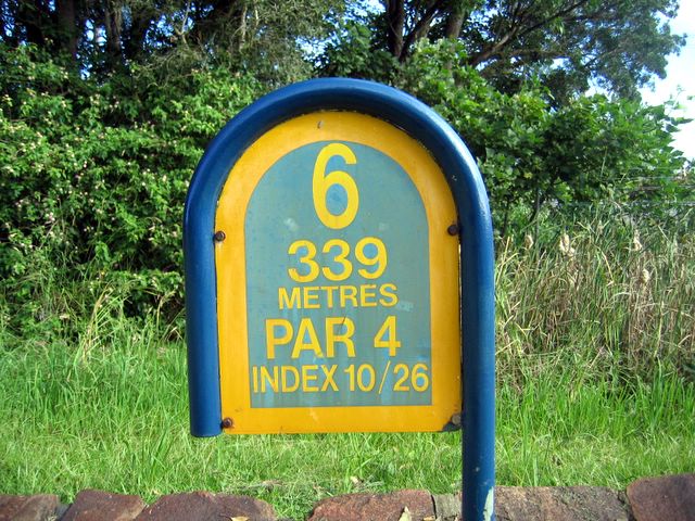Belmont Golf Course - Belmont: Hole 6 - Par 4, 339 meters
