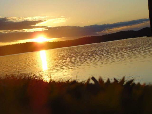 Lake Awoonga Caravan Park - Benaraby: Sun setting