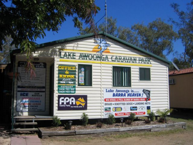 Lake Awoonga Caravan Park - Benaraby: Office and kiosk