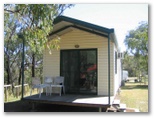Lake Awoonga Caravan Park - Benaraby: Cottage accommodation ideal for families, couples and singles