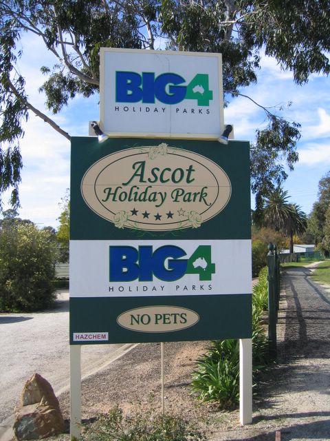 BIG4 Bendigo Ascot Holiday Park - Bendigo: Ascot Holiday Park welcome sign