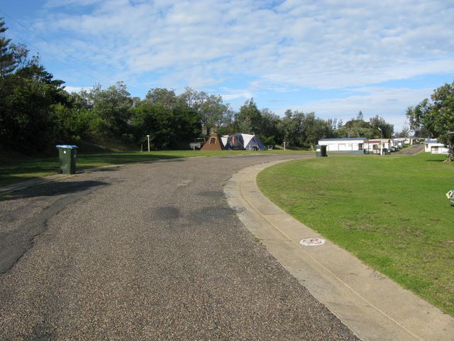 Zane Grey Tourist Park - Bermagui: Good paved roads throughout the park