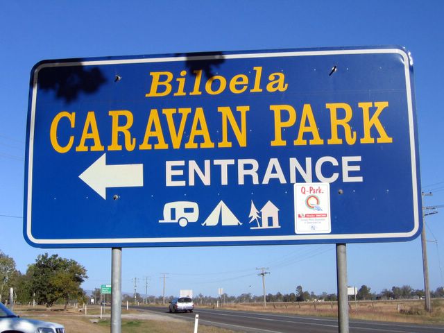 Biloela Caravan Park - Biloela: Biloela Caravan Park welcome sign
