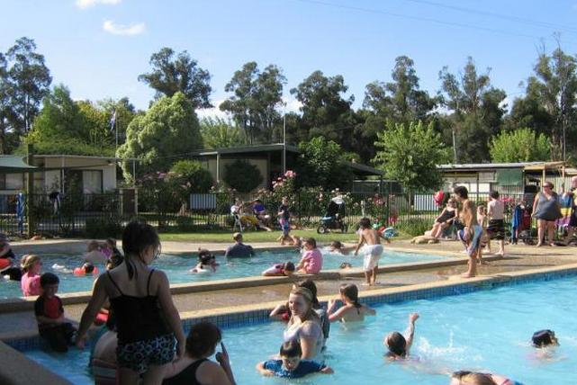 Photo supplied by Bluegums Holiday Park Eildon