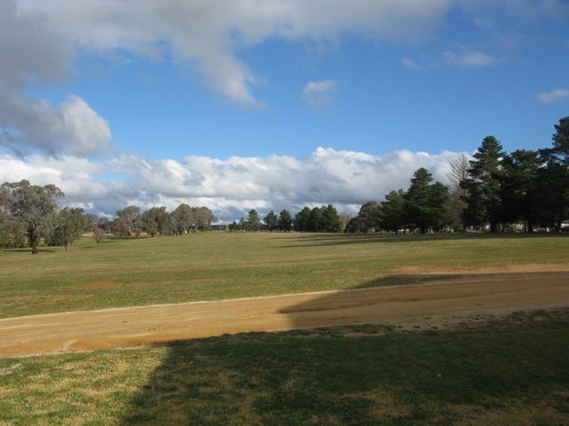 Boorowa Recreation Club Golf Course - Boorowa: Fairway view on Hole 1