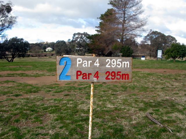 Boorowa Recreation Club Golf Course - Boorowa: Hole 2 Par 4, 295 meters